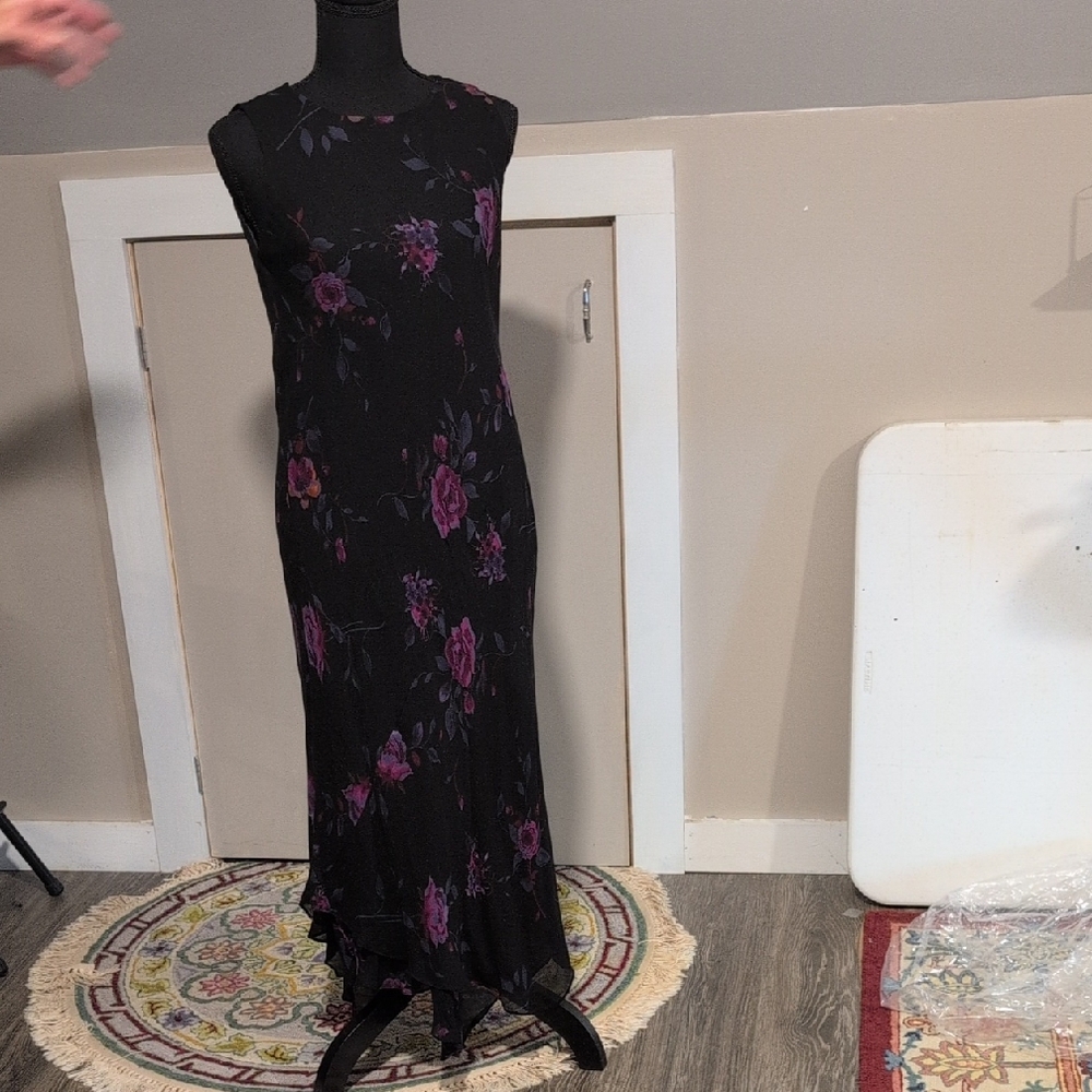 Jones New York Black Maxi Dress with Purple Floral Pattern